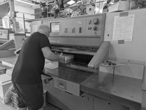 Trimming on the Polar guillotine